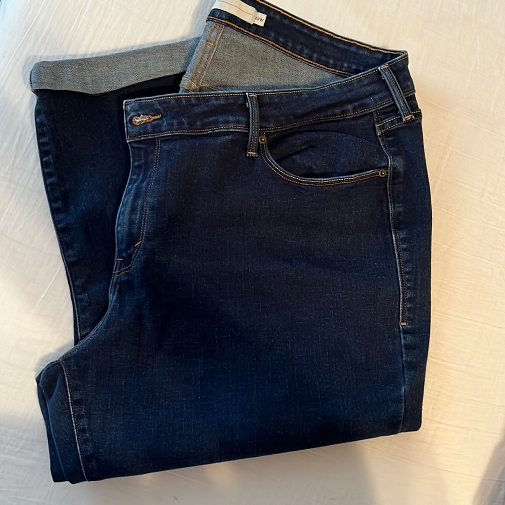 Levi’s cropped cuffed stretch jeans 20w dark blue